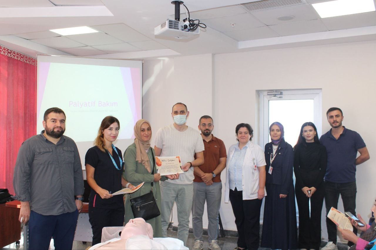 Karasu’da hasta yakınlarına 