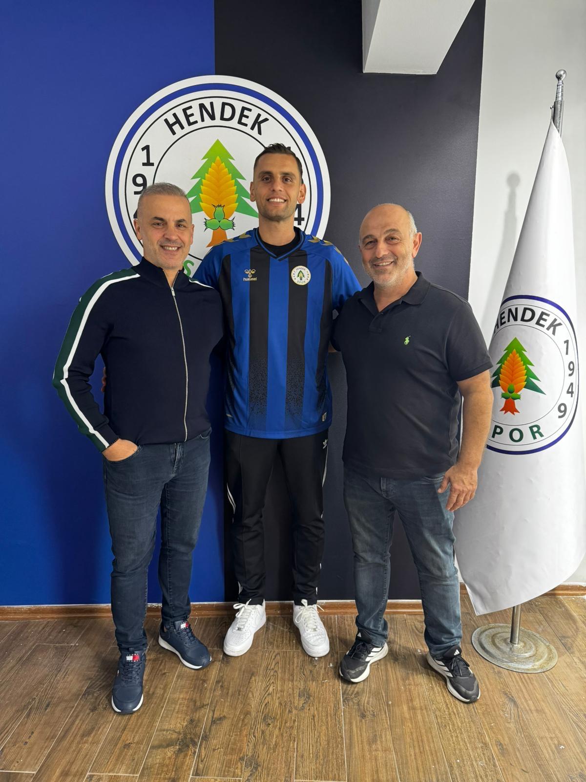 Hendekspor, Yeni Sezon Öncesi Gücüne Güç Kattı: Yunus Emre Ayaz İle Anlaştı