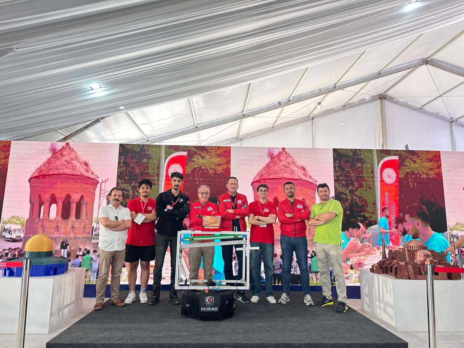 Sakarya Gençlik Merkezi Takımları, Teknofest 2025’te Yeni Bir Başarıya Daha İmza Attı