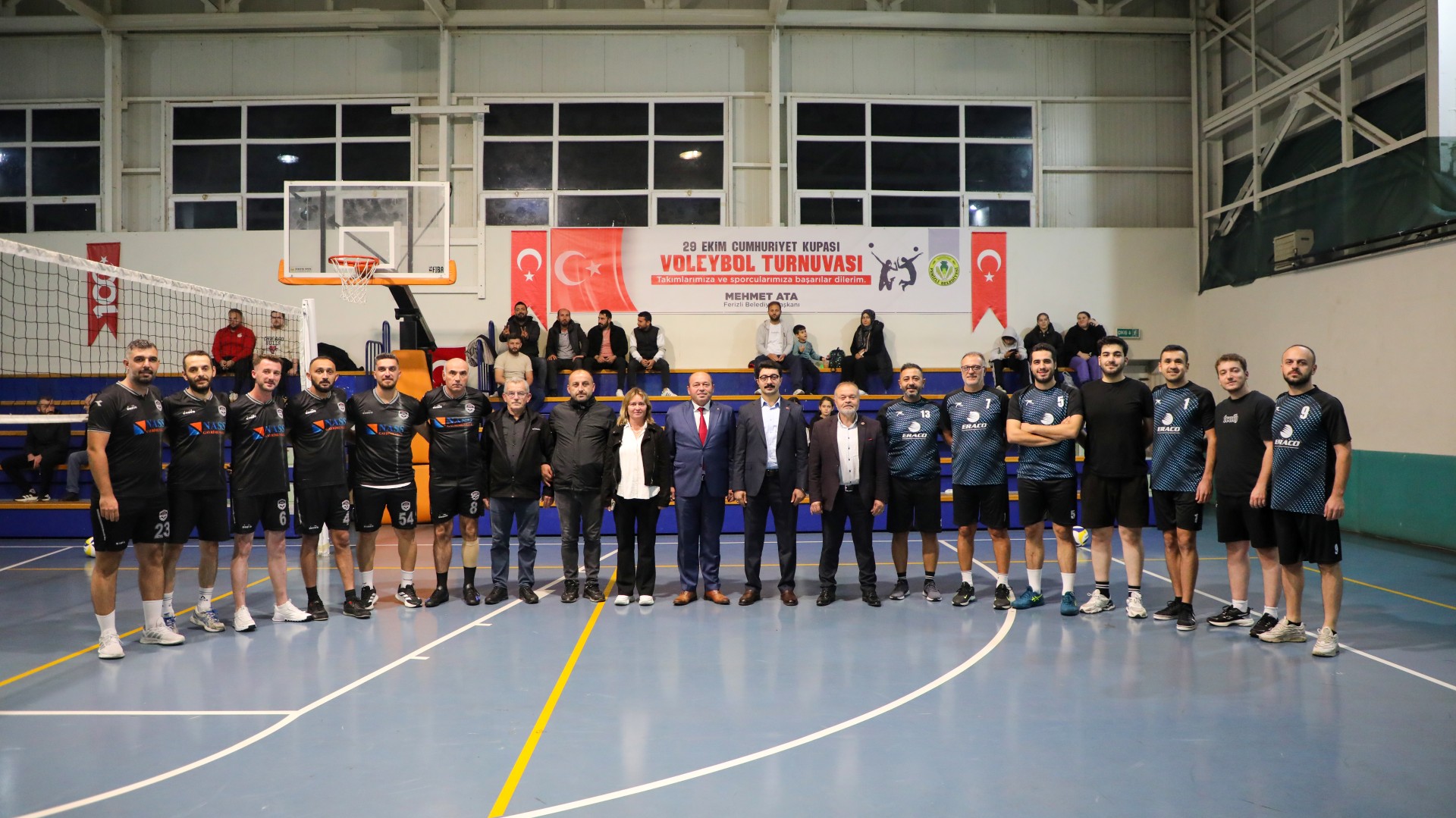 Ferizli’de Cumhuriyet Kupası Voleybol Turnuvası Coşkuyla Başladı