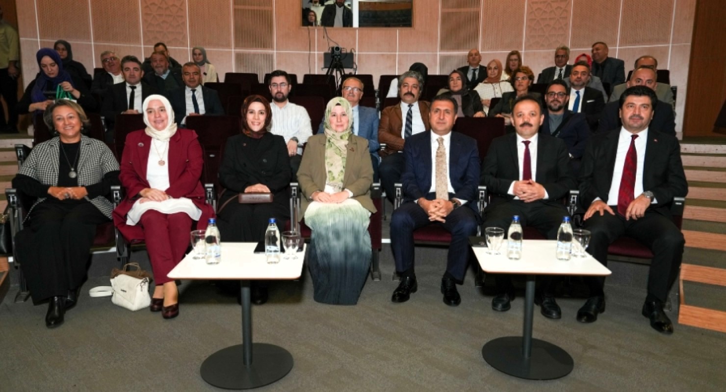 TÜRGEV’in çalıştayında SUBÜ’nün +1 Eğitim Modeli anlatıldı