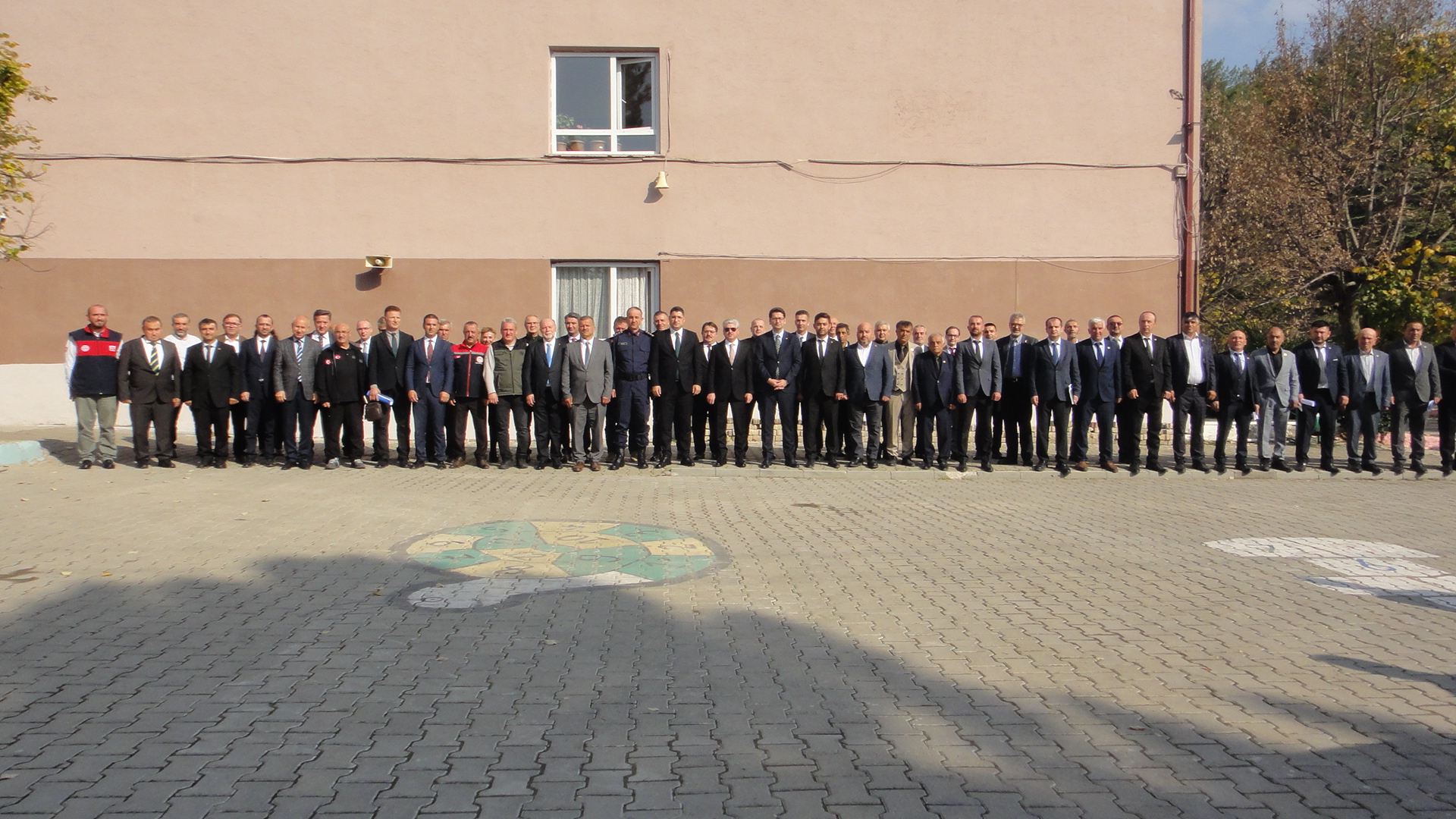 Vali Rahmi Doğan, Taraklı’da Muhtarların Sorunlarını Dinledi