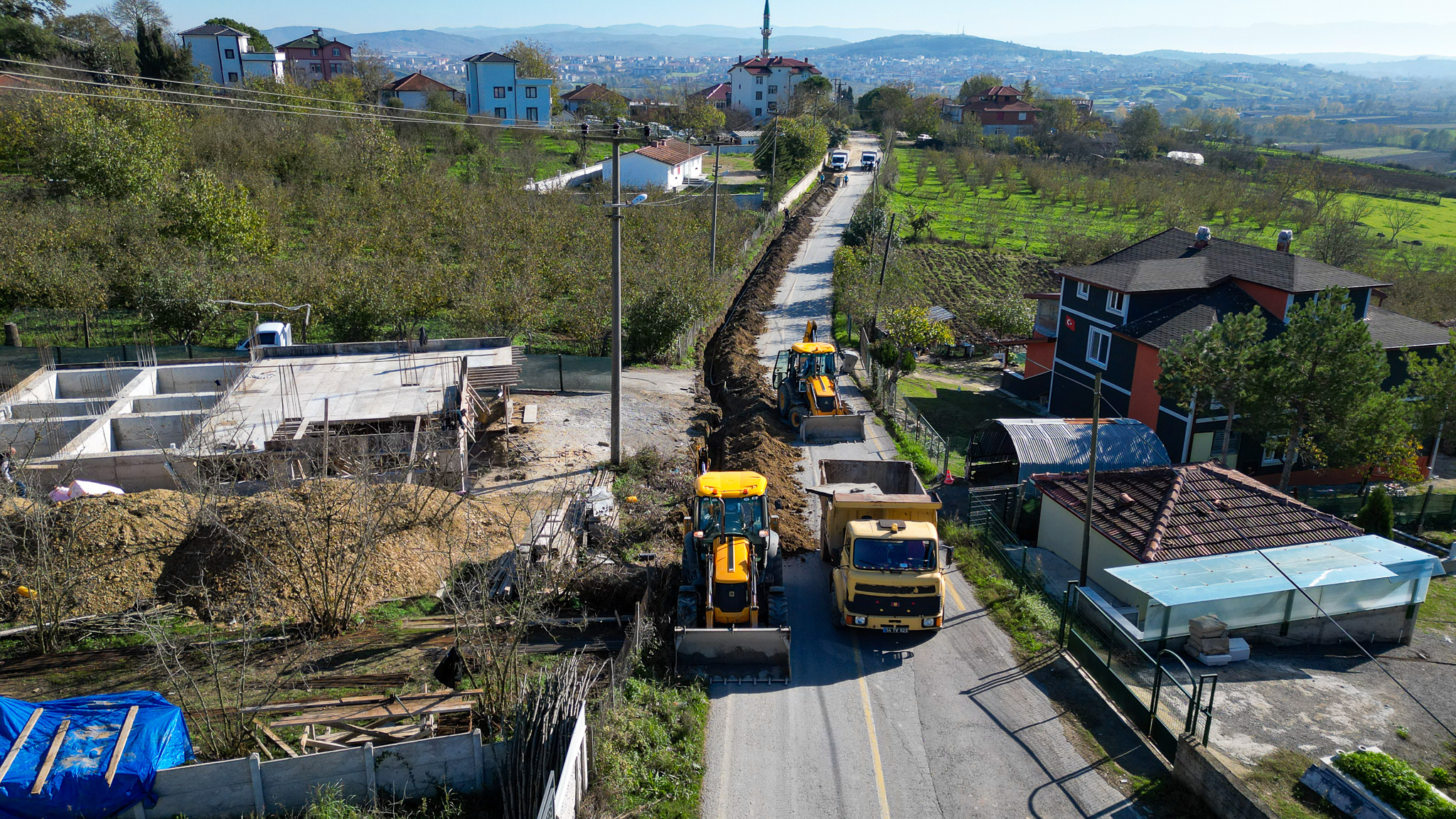 SASKİ, Ferizli Yeni Mahalle’de 35 Yıllık İçme Suyu Hattını Yeniliyor
