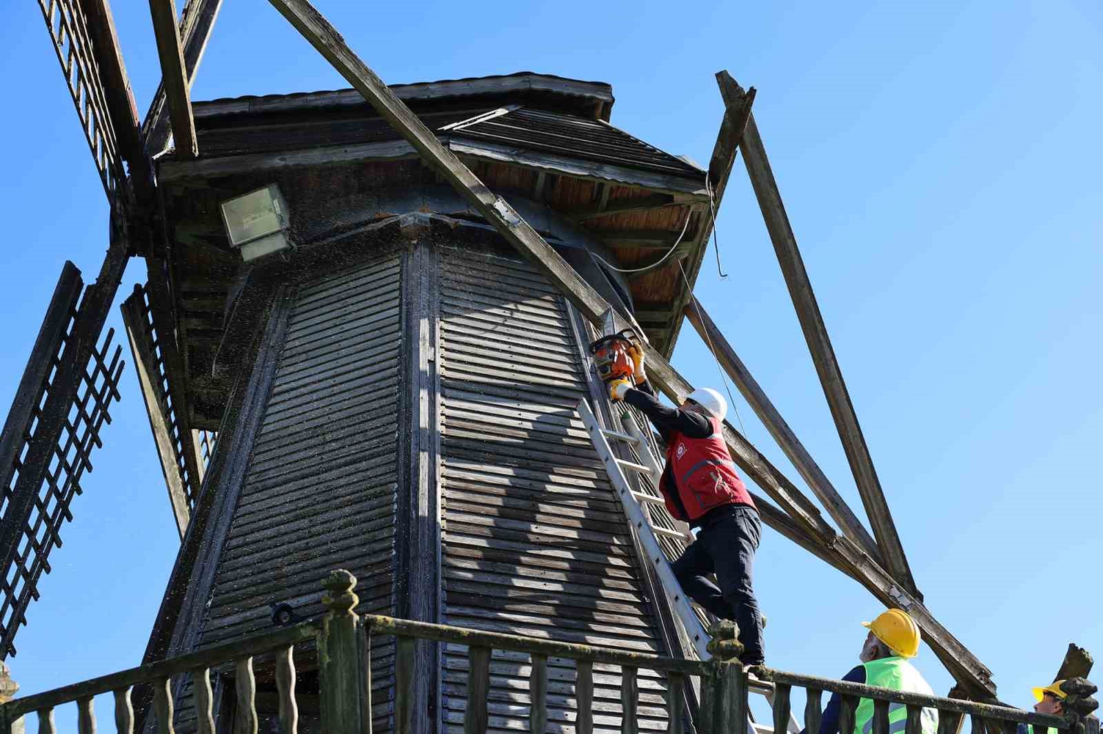 Tarihi Çark ve Yel Değirmeni’nde restore çalışmaları başladı