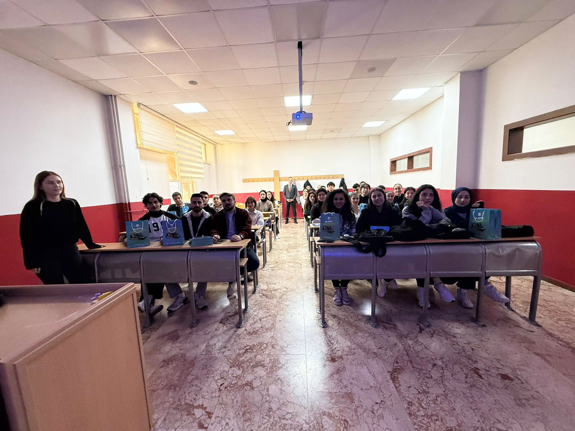 Büyükşehir’den Spor Yöneticiliği Öğrencilerine Tarihi Yatırımlar Sunumu