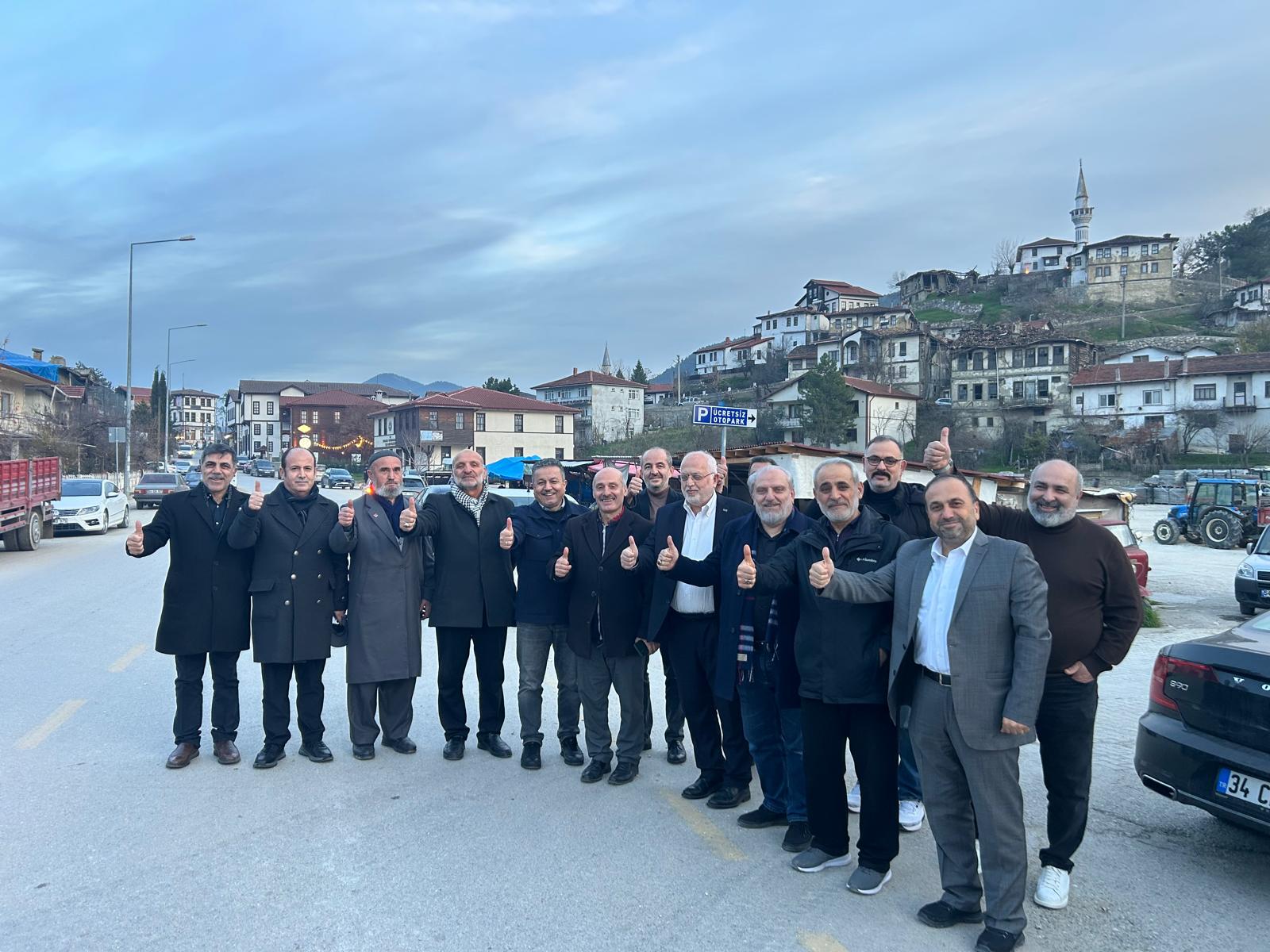 Saadet Partisi Taraklı’da Üyelik Standı Açtı