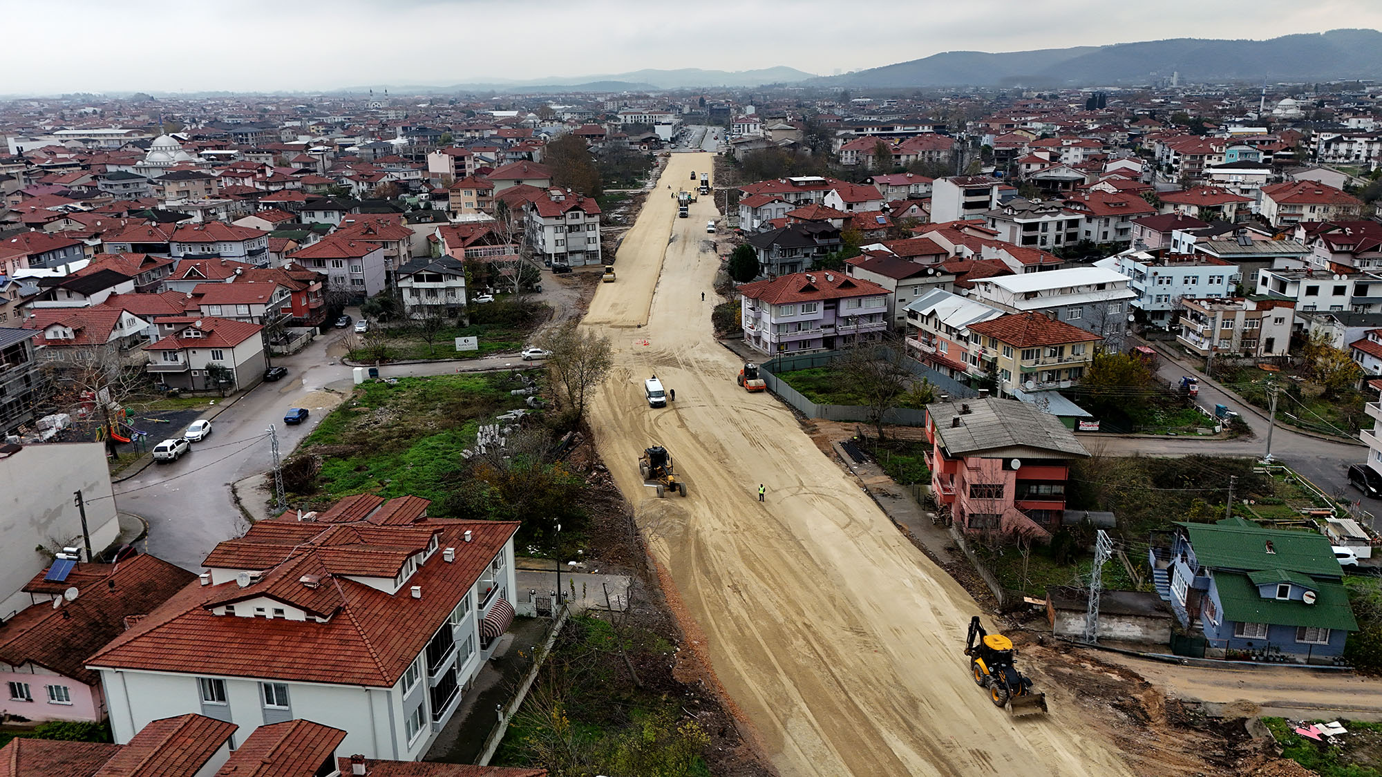 Şehir Merkezine Kesintisiz Ulaşım Sağlayacak Bağlantı Yolunda Üstyapı Başladı