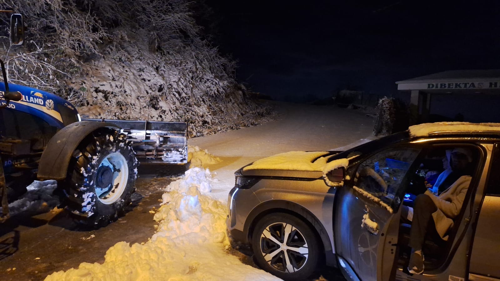 Sapanca’da Karla Mücadele Aralıksız Sürüyor