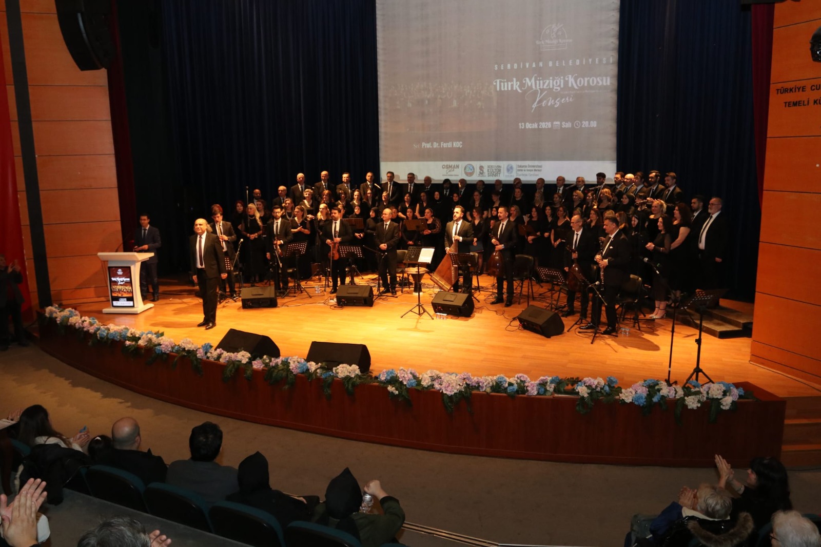 Serdivan Belediyesi Türk Müziği Korosu’ndan Muhteşem Performans