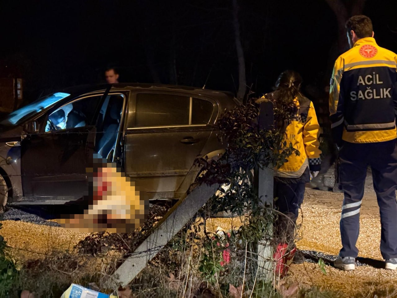 Otomobilinde silahlı saldırıya uğradı, hayatını kaybetti