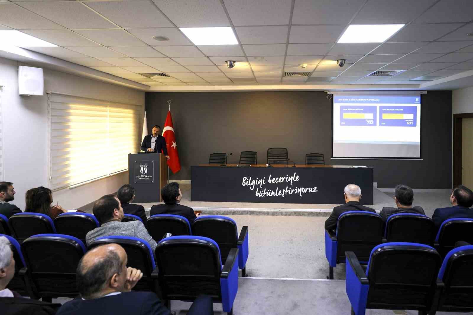 SUBÜ’de 70 birimin 2025 yılı faaliyetleri değerlendirildi