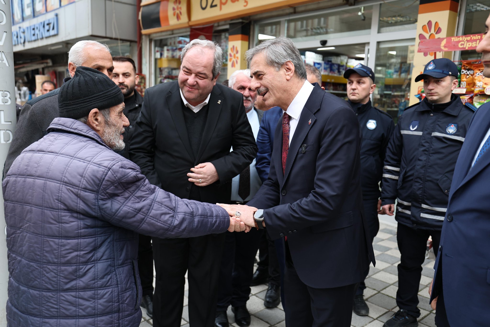 Pamukova’ya Yeni Meydan ve Cami Geliyor