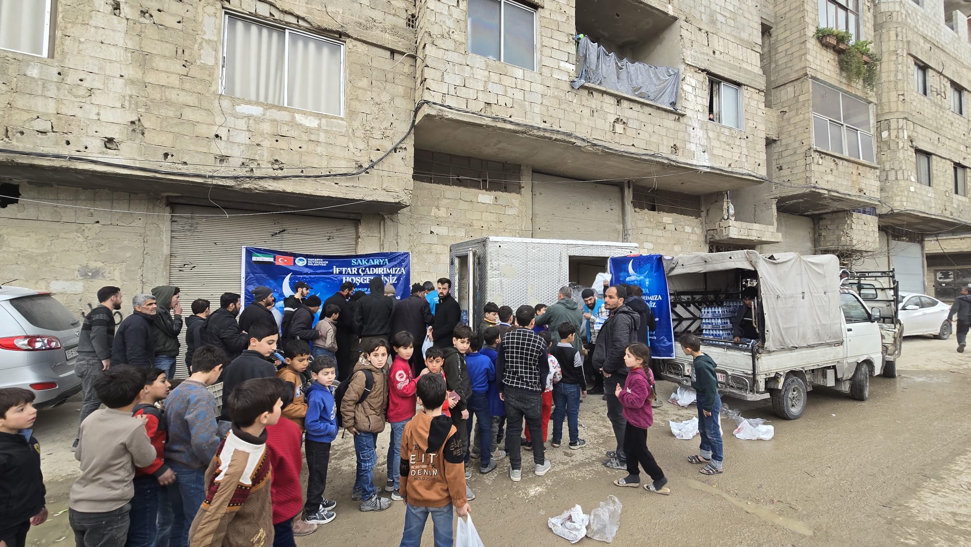 Sakarya’dan Şam’a Bin Kişilik İftar Sofrası