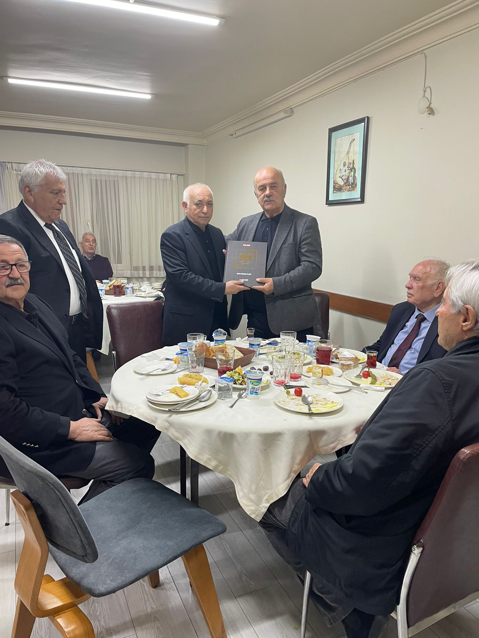 Adnan Yüksel’den Şehir Kulübü’nde Anlamlı İftar