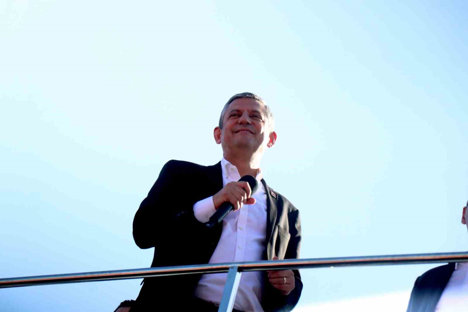 CHP Genel Başkanı Özel: 