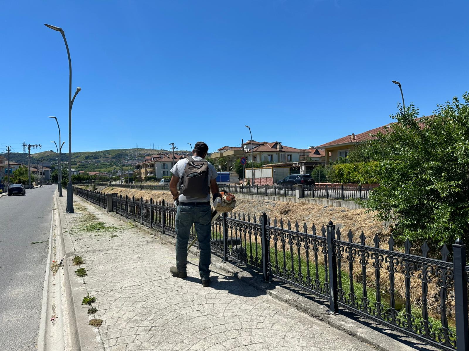 Kemalpaşa Mahallesi’nde Çevre Düzenleme Çalışmaları Sürüyor