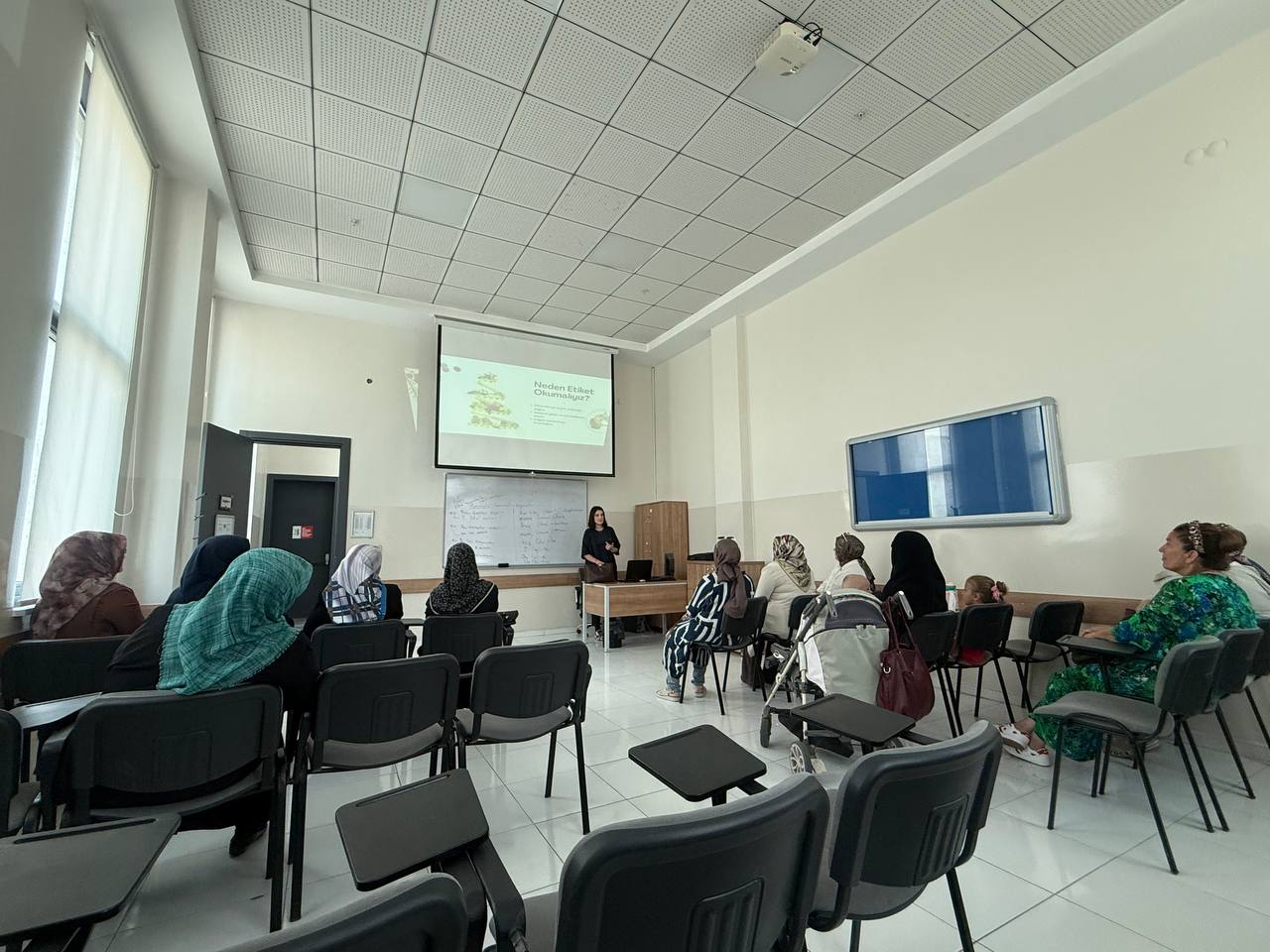 Akyazı SGM’de 5 Haftalık Sağlıklı Yaşam Eğitimi Tamamlandı